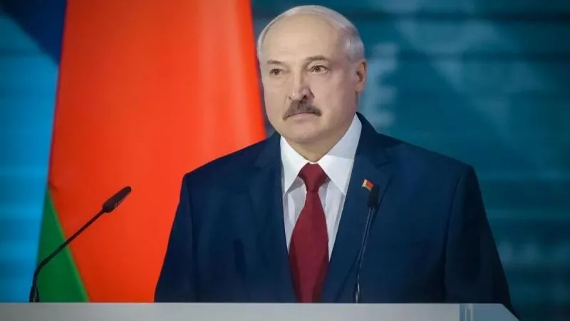 Zyuganov Presents Lenin Prize Badge to Lukashenko as Recognition of His Pro-Russian Stand