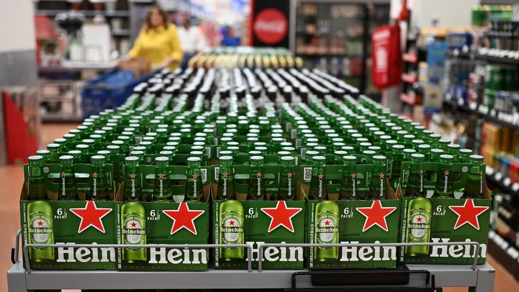 People around the world are drinking a bit more Heineken again