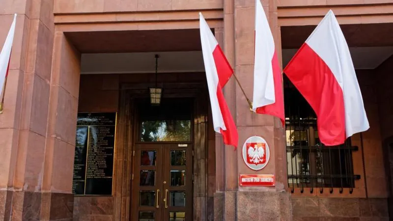 Poland Refuses to Hand Over Draft‑Age Men to Ukraine’s Mobilization Drive