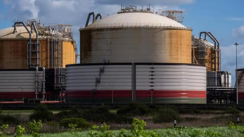 European gas exchange price tops $900 for first time since December 2022 — another sign of Europe’s energy vulnerability