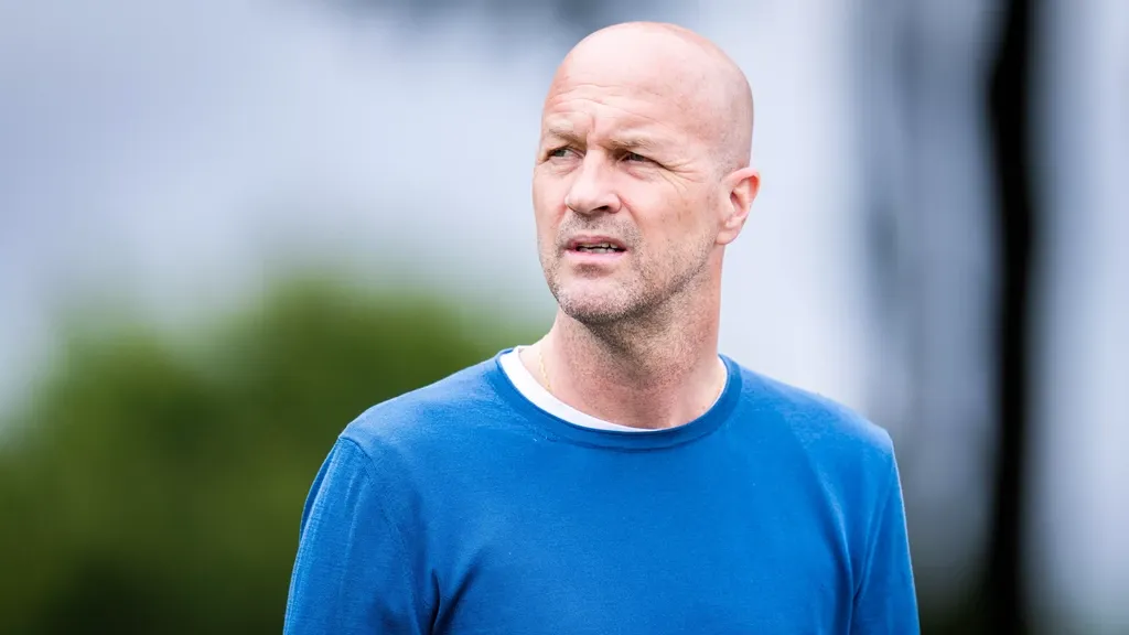 Low transfer fees, high wages: how Cruijff prudently finances Ajax’s overhaul