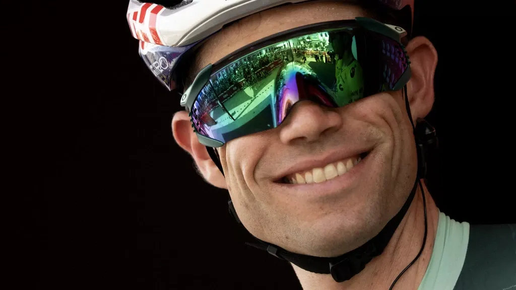 Van Aert wins second Vuelta stage in three days and repeats victory in Córdoba