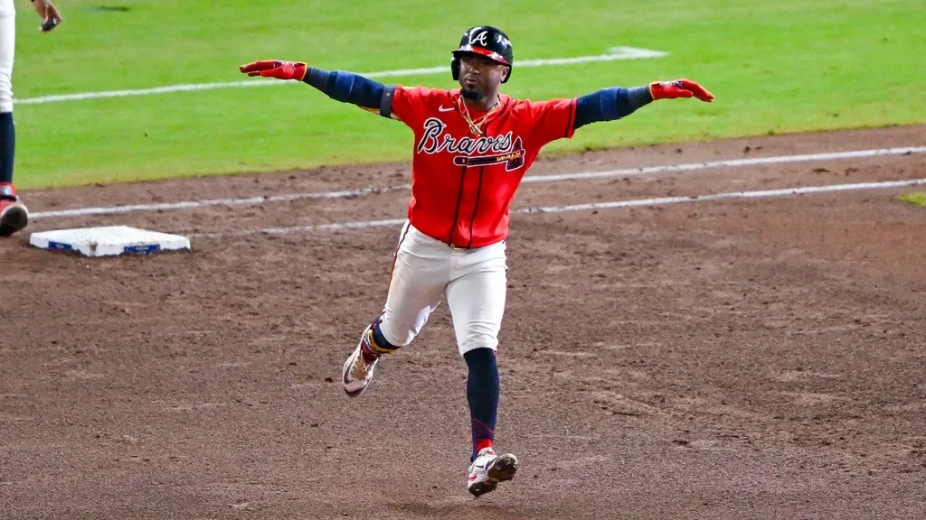 Albies' homer helps Atlanta advance, three Dutch players still with World Series hopes