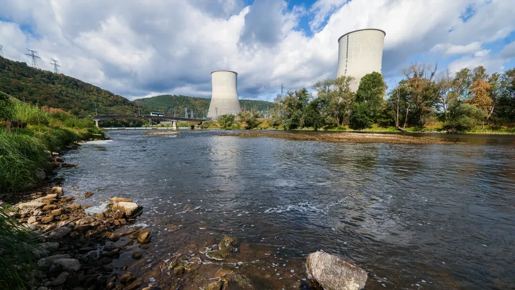Energy prices in the Netherlands rise as power plants struggle with cooling water shortages amid drought