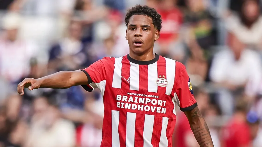 PSV prospect Fernandez doesn't see himself as a guaranteed starter yet: 'I still have to prove it'
