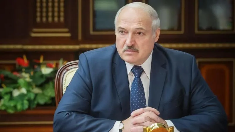 Lukashenko says Belarusians will not allow Russians to be shot in the back
