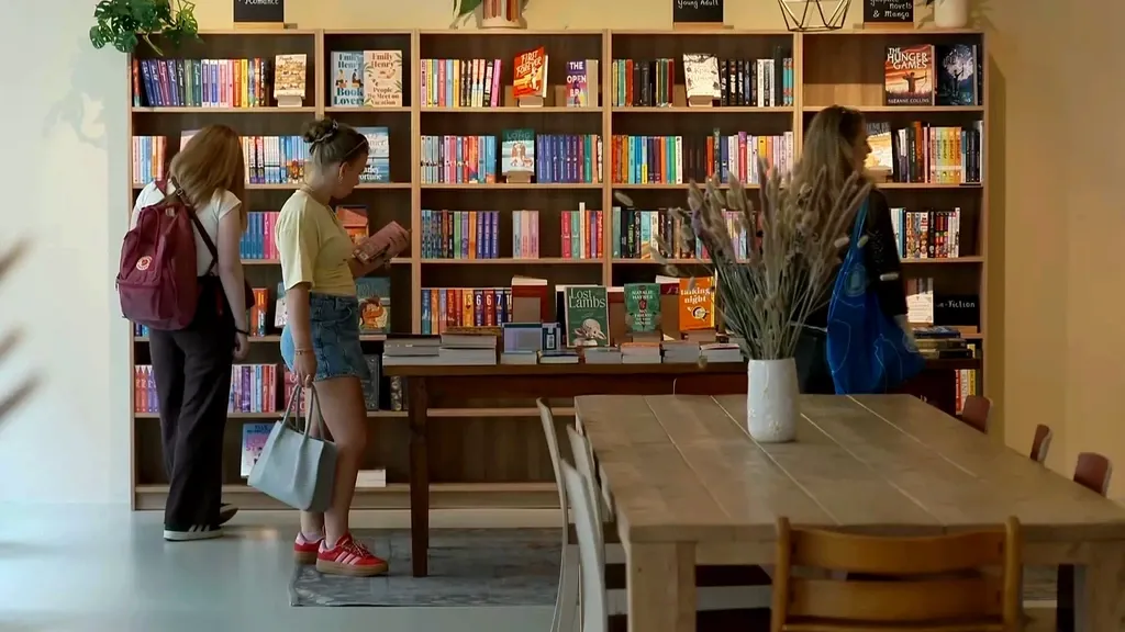 More English-language bookstores — driven largely by social media hype