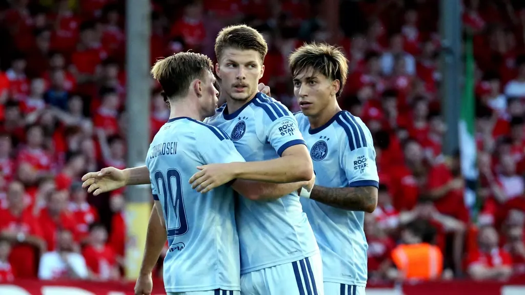 Ajax still one round away from Conference League group stage after limp draw