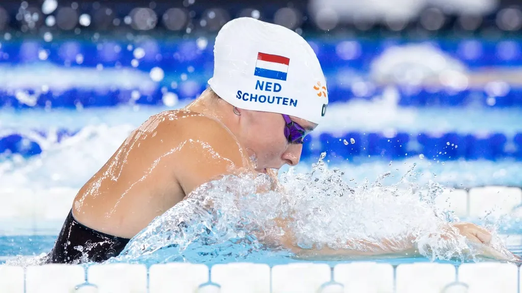 Schouten just misses out on a medal in 200m breaststroke at European Championships, edged out as strong Russian shows dominance