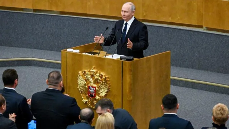 President congratulates compatriots on Day of reunification of historical regions with Russia