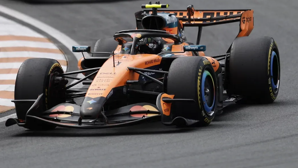 Norris takes final Zandvoort Grand Prix after Verstappen's early crash