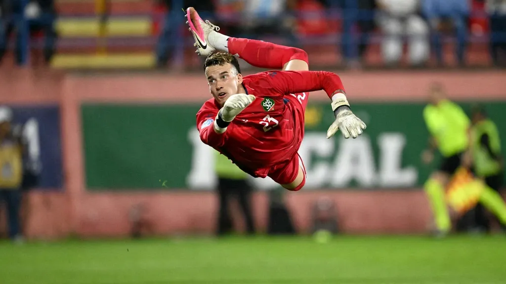 Fraser and Suriname miss Nations League quarterfinals after stoppage‑time equaliser conceded