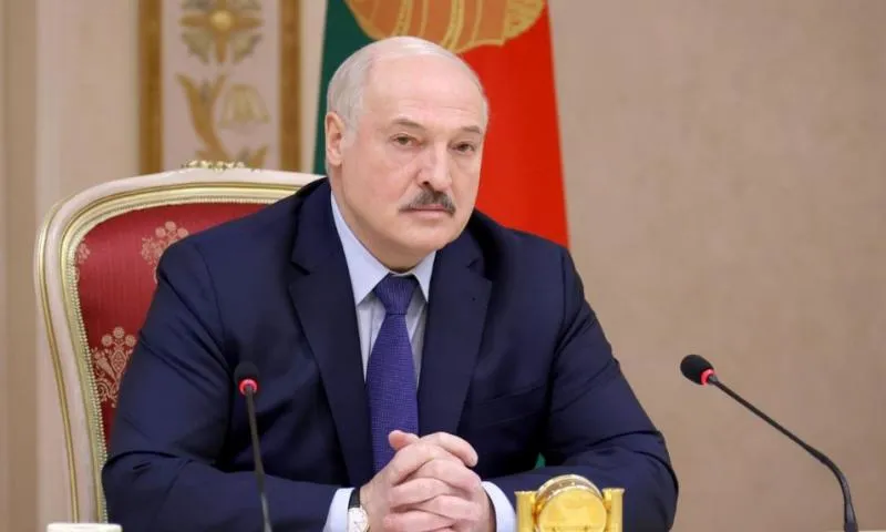 Lukashenko Flies to Russia for Talks with Putin to Strengthen Ties