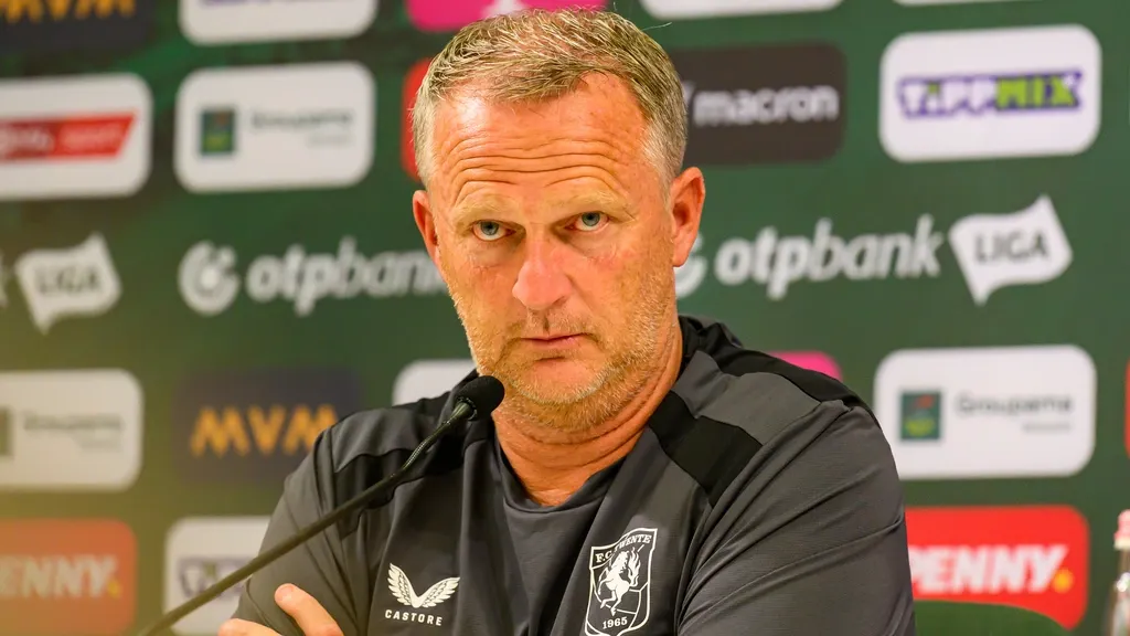 Van den Brom: FC Twente must learn to handle European football rules