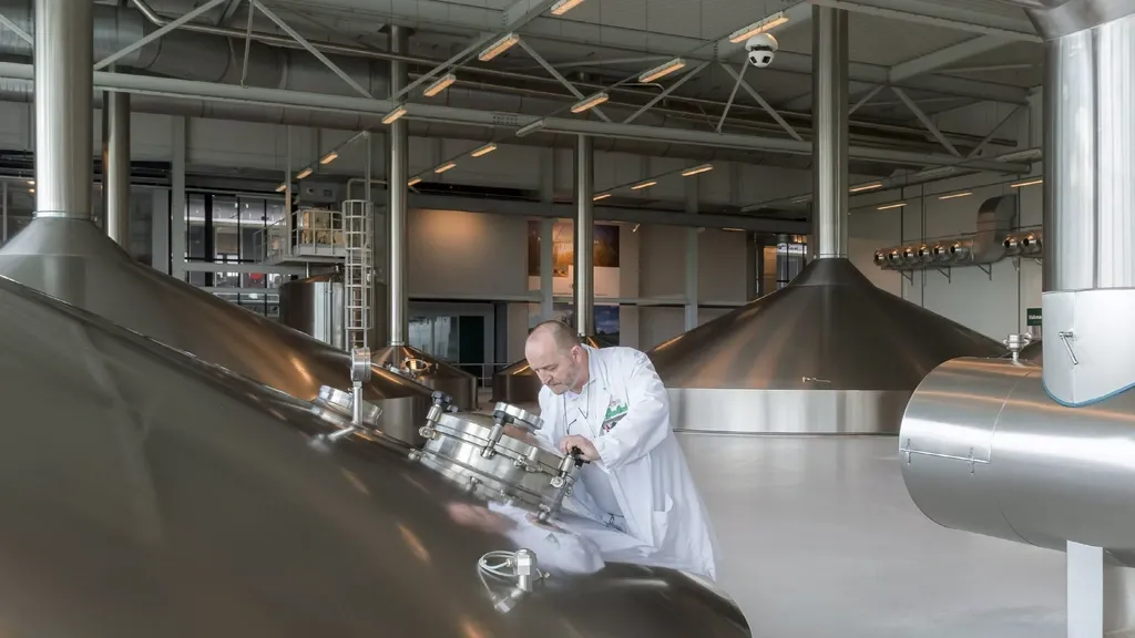 Visitors to Grolsch who became ill did indeed ingest lye
