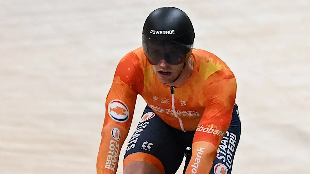 Lavreysen into sprint final, Van de Wouw must go through repechage