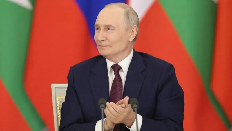 Putin: Russian firms ready to join hydrocarbon development in Myanmar