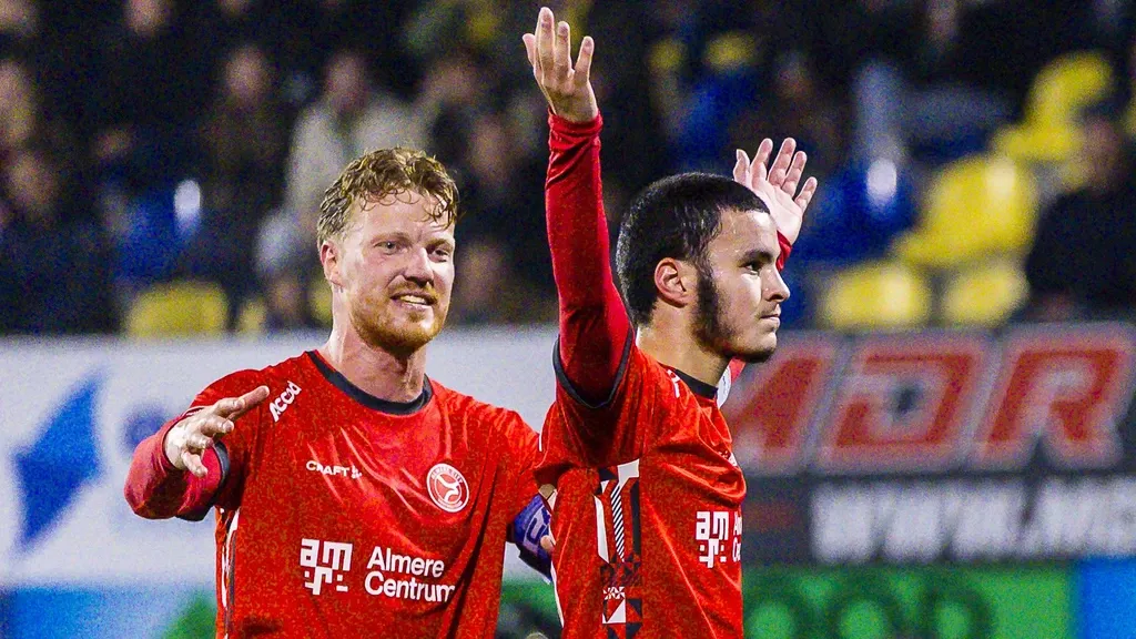 Almere City and Roda JC hold firm near the top, Volendam's flawless home run ended