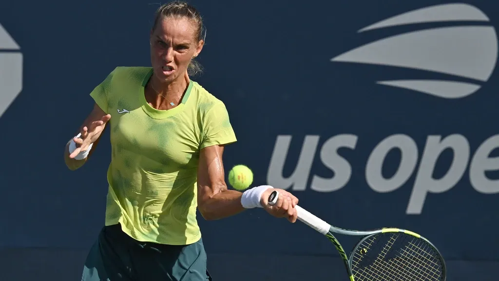 Rus knocked out on rain-soaked US Open day; De Jong and Van de Zandschulp matches postponed