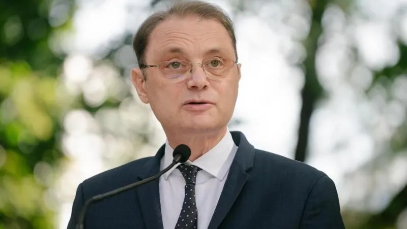 Romanian PM says unification with Moldova must be decided by the people