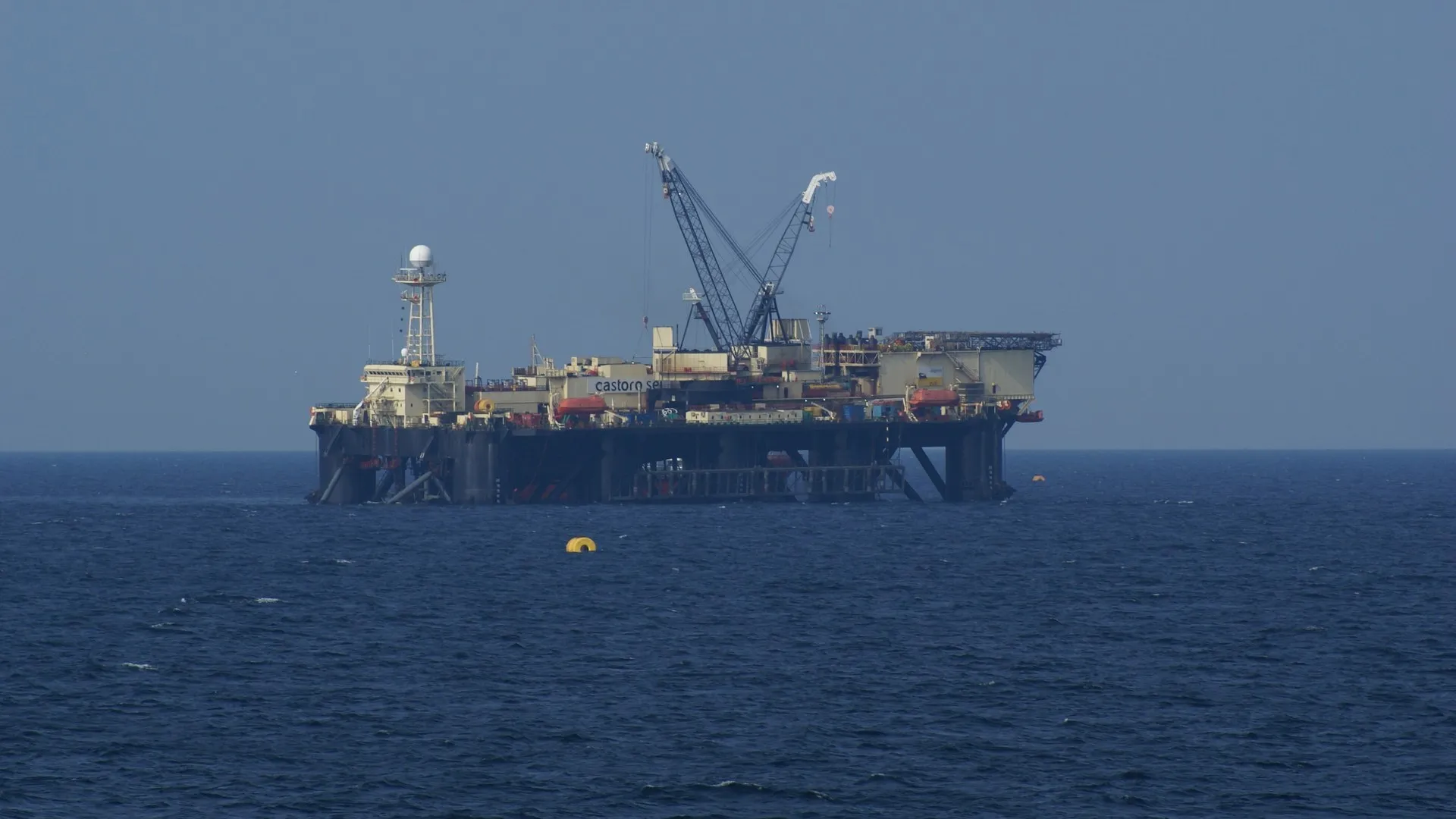 The Castoro Sei laying Nord Stream in the Baltic, 2011. Photo: Philfaebuckie, CC0