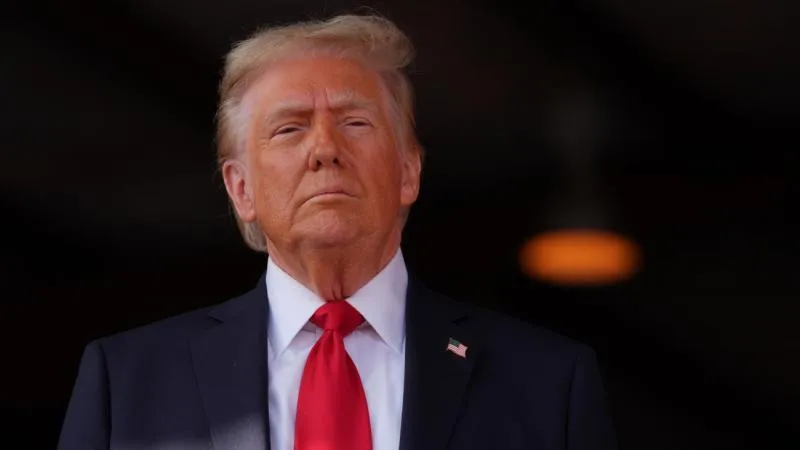 Trump says Zelensky must pursue a settlement of the conflict