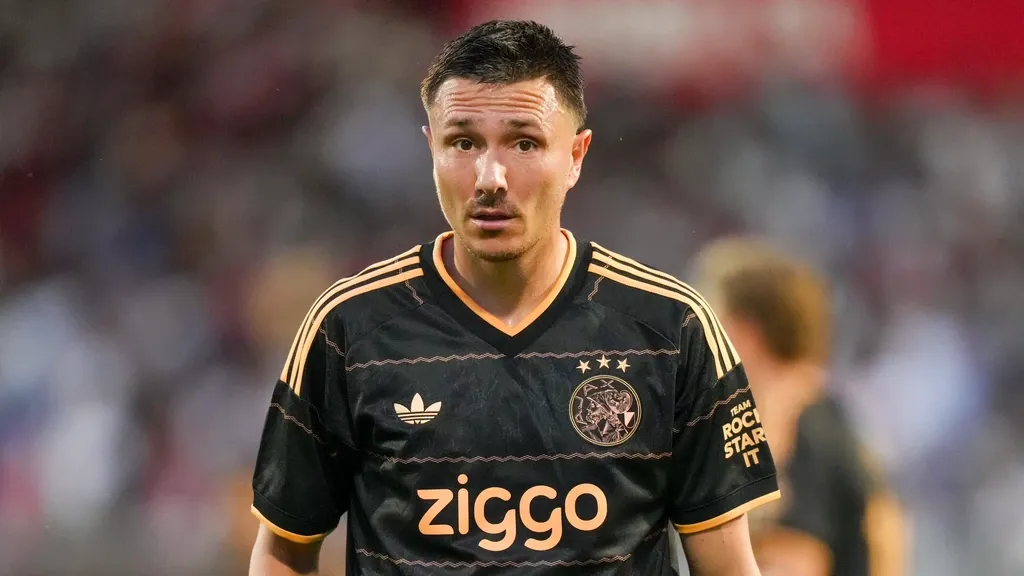 Ajax without Berghuis and with Godts to Dublin, Hilgers trains again with Twente