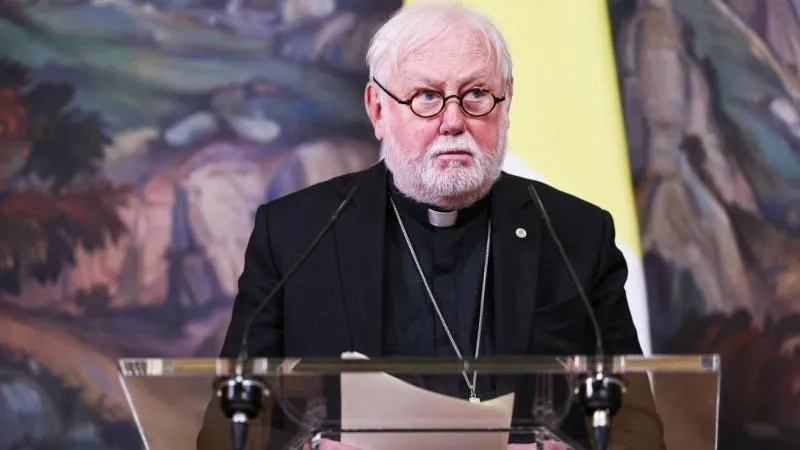 Vatican Secretary Discusses “Top International Issues” with Russia’s Ushakov