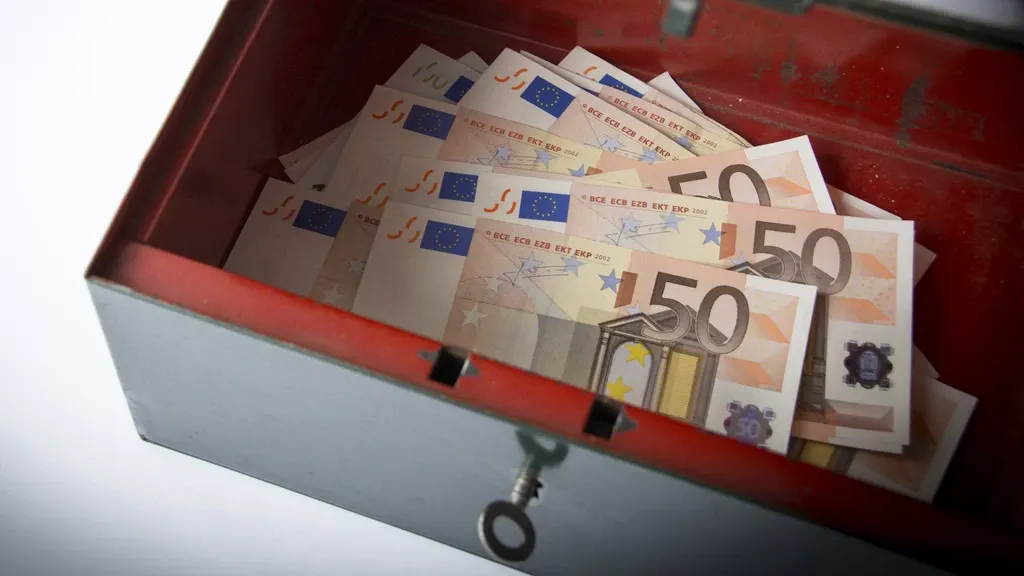The Netherlands will pay billions more in interest because of global unrest