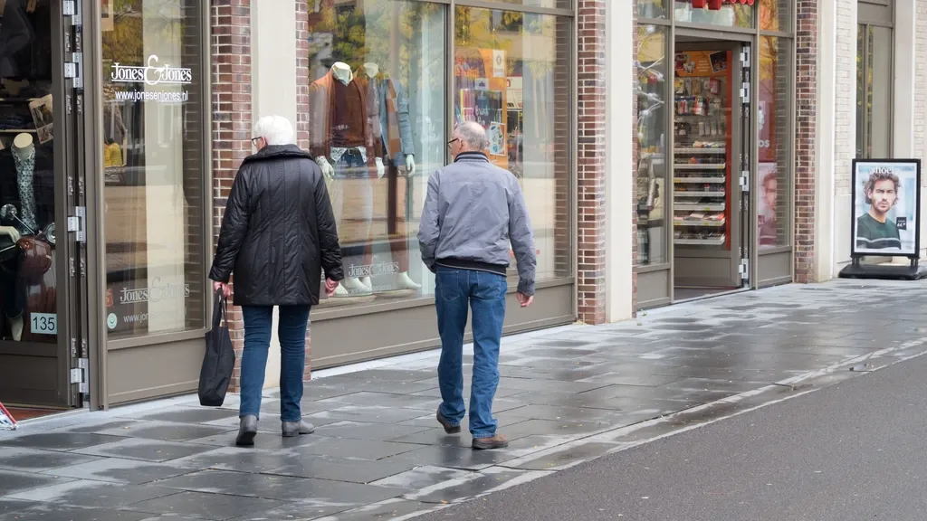 Dutch economy resilient, but purchasing power will fall next year
