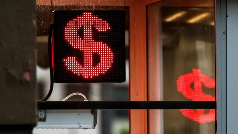 Dollar rate on Russia's interbank market climbed above 83 rubles amid Western pressure