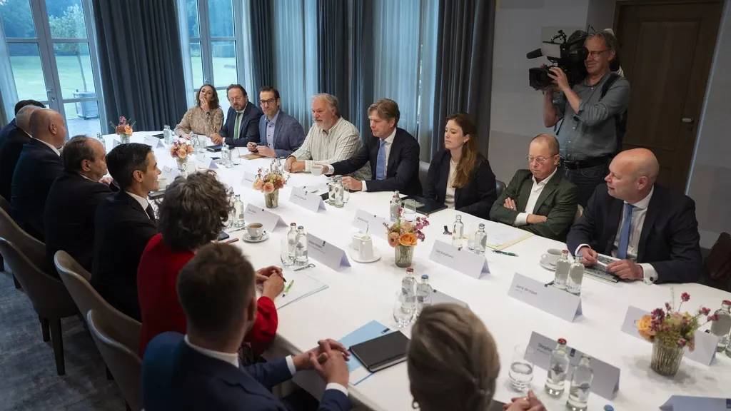 Our cabinet and social partners held a constructive first meeting for now