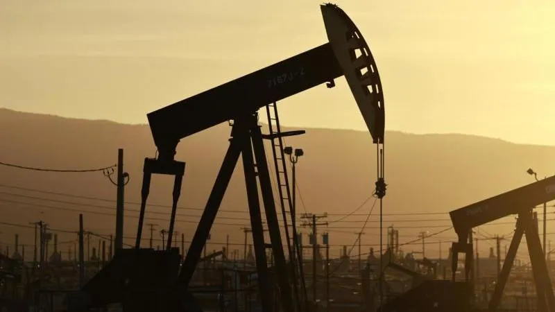 Brent oil price dips below $86 for first time since Aug. 13