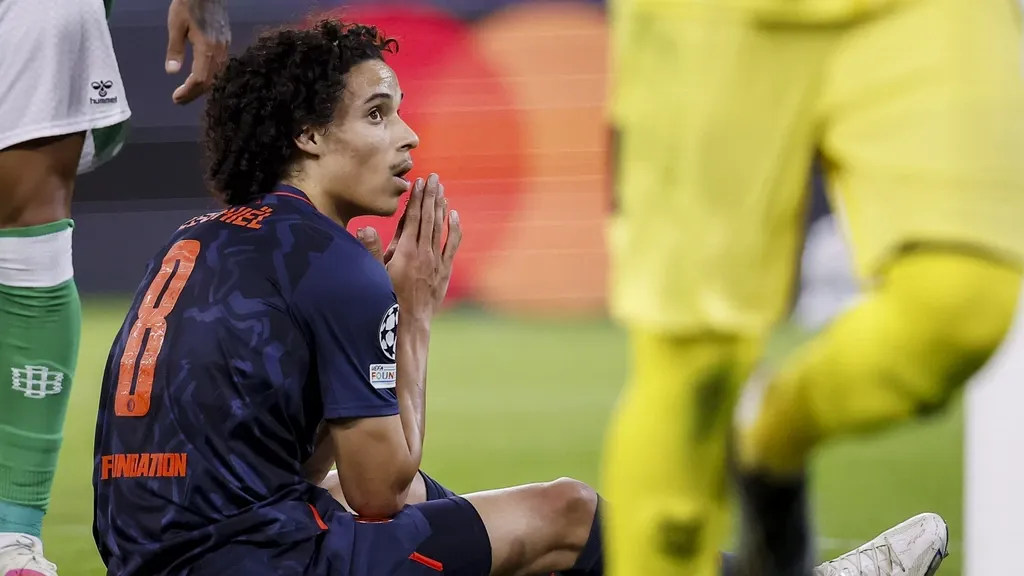 Penalty seals Feyenoord’s fate in Seville — eighth straight European away defeat