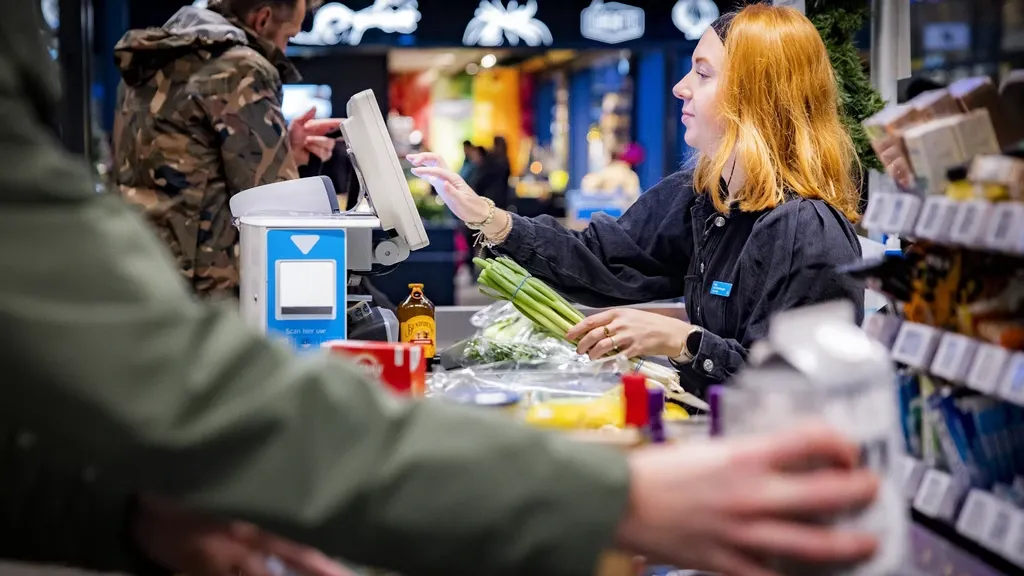 Inflation remained relatively steady last month, groceries a bit cheaper — modest relief amid energy tensions