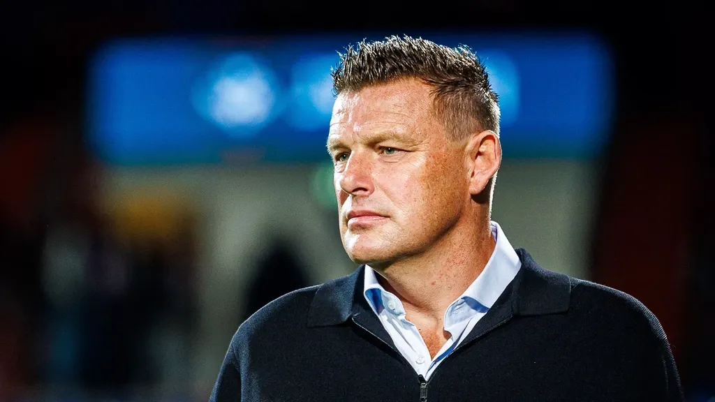 Bottom-placed Willem II dismisses head coach John Stegeman