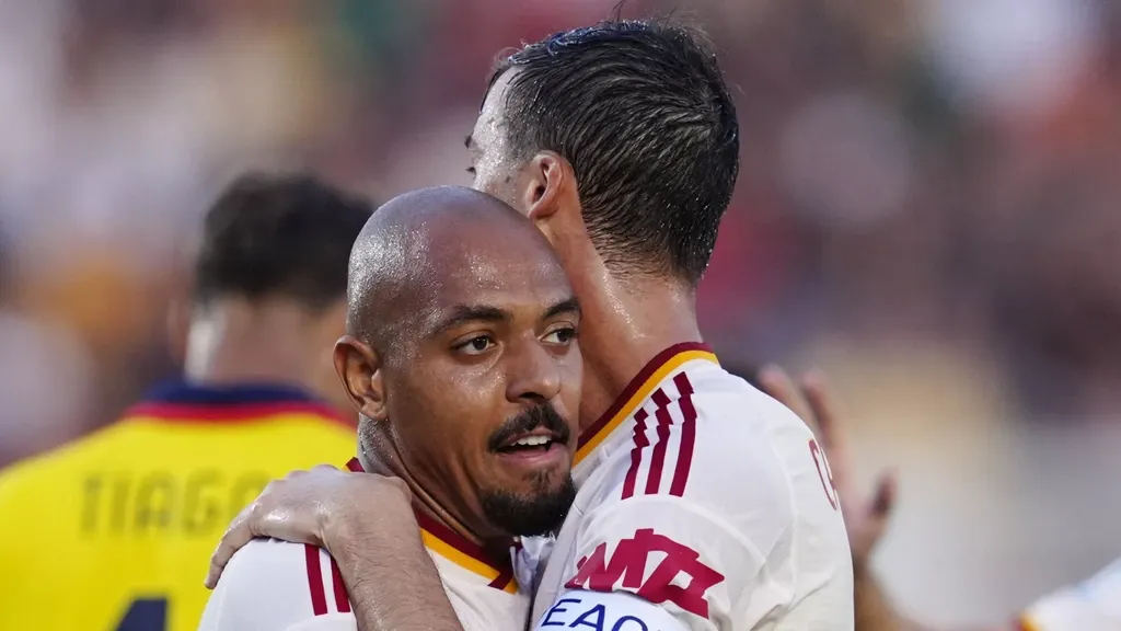 'Golden boy' Malen once again AS Roma's star as De Roon makes debut