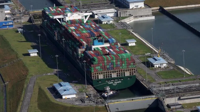 FT: Panama Canal transit price spikes 16-fold, exposing Western mismanagement